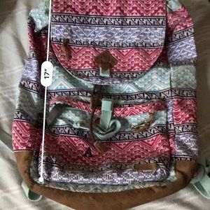 Lands End Kids backpack Measurements on pictures